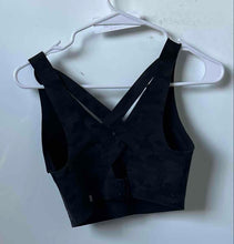 Load image into Gallery viewer, Lululemon Womens Black Camouflage Print Crisscross Back Sports Bra Size 32
