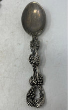 Load image into Gallery viewer, Silver-Plated Tone Spoon Fork And Cake Server Serving Utensils Set Of 3 Pcs
