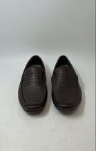 Load image into Gallery viewer, Zanzara Mens Brown Leather Croc-Embossed Slip-On Driving Loafer Shoes Size 9
