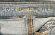 Load image into Gallery viewer, American Eagle Womens Blue Denim Pockets Distressed Straight Leg Jeans Size 8
