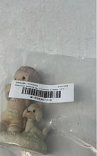Load image into Gallery viewer, Enesco Precious Moments By Jonathan &amp; Davis 1977 O How I Love Jesus Figurine
