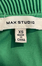 Load image into Gallery viewer, Max Studio Womens Green Ruffle Sleeveless Mock Neck Smocked Blouse Top Size XS
