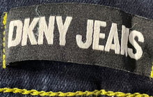 Load image into Gallery viewer, DKNY Womens Blue Denim Dark Wash Stretch Pockets Skinny Leg Jeans Size 27x4
