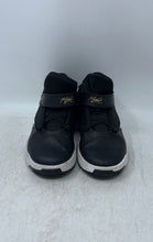 Load image into Gallery viewer, Nike Kids Air Jordan Max Aura 4 DQ8403-071 Black Sneaker Shoes Size 1.5Y
