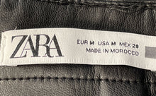 Load image into Gallery viewer, Zara Womens Black Back Zip Side Slit Short Mini Skirt Size Medium
