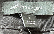 Load image into Gallery viewer, Ann Taylor Womens Black Slash Pockets Flat Front Wide-Leg Dress Pants Size 4

