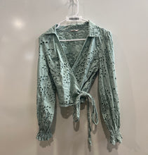 Load image into Gallery viewer, Guess Womens Green Cotton Eyelet Long Sleeve V-Neck Cropped Blouse Top Size S
