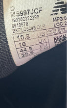Load image into Gallery viewer, New Balance Mens 997 MS997JCF Gray Black Green White Sneaker Shoes Size 10.5 D
