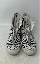 Load image into Gallery viewer, Converse Womens CT All Star Shroud Black White Animal Print Sneaker Shoes Size 8
