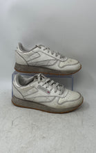 Load image into Gallery viewer, Reebok Girls Classic Leather GZ6098 White Lace-Up Low Top Sneakers Shoes Size 4
