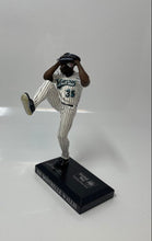 Load image into Gallery viewer, Match-Up Dontrelle Willis Florida Marlins Collectible Baseball Figurine
