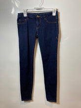 Load image into Gallery viewer, Armani Exchange Womens Blue Denim Dark Wash Low-Rise Skinny Jeans Pants Size 2
