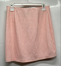 Load image into Gallery viewer, Divided By H&amp;M Womens Salmon Pink Checked Jersey Fit Mini Skirt Size Medium
