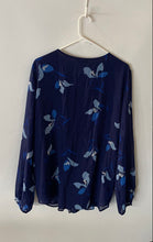 Load image into Gallery viewer, Calvin Klein Womens Blue Floral Long Sleeve V-Neck Blouse Top Size XL
