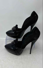 Load image into Gallery viewer, Viktor &amp; Rolf Womens Black Leather Pointed Toe Slip-On Pump Heels Size EU 38.5
