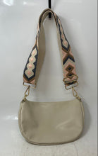 Load image into Gallery viewer, Borse In Pelle Womens Cream Pebbled Leather Adjustable Strap Zip Crossbody Bag
