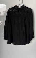 Load image into Gallery viewer, Gap Womens Black Lace Crochet Mock Neck Long Sleeve Blouse Top Size Small
