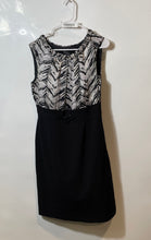 Load image into Gallery viewer, Tahari Womens Black White Chevron Sleeveless Round Neck Sheath Dress Size 8
