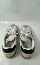 Load image into Gallery viewer, Adidas Mens Samba White Black Low Top Lace-Up Sneaker Shoes Size 13
