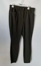 Load image into Gallery viewer, Lululemon Mens Green Flat Front Stretch Pockets Skinny Leg Chino Pants Size 32
