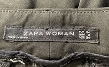 Load image into Gallery viewer, Zara Womens Black Flat Front Slash Pocket Skinny Leg Dress Pants Size 2
