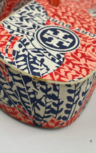 Load image into Gallery viewer, Authentic Tory Burch Womens Red Printed Flip-Flop Sandals Size 6-7 Worn

