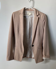 Load image into Gallery viewer, H&amp;M Womens Beige Pockets Long Sleeve One-Button Blazer Size 4
