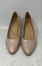 Load image into Gallery viewer, Clarks Womens Calla Beige Leather Slip-On Almond Toe Casual Pump Heels Size 8M

