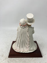 Load image into Gallery viewer, A Belcari Bridal Series Bride Groom Wedding Couple Figurine Collectible
