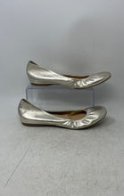 Load image into Gallery viewer, J. Crew Womens Cece Beige Leather Slip-On Round Toe Ballet Flats Size 10
