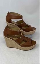 Load image into Gallery viewer, Michael Kors Womens Berkley Damita Brown Espadrille Platform Sandals Size 9 M
