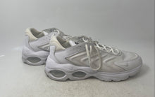 Load image into Gallery viewer, Nike Mens Air Max TW DQ3984-102 White Lace-Up Low Top Sneakers Shoes Size 11.5
