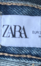 Load image into Gallery viewer, Zara Womens Blue Denim Medium Wash Regular Fit Faded Wide-Leg Jeans Size 2
