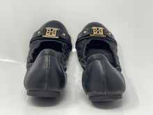 Load image into Gallery viewer, Authentic Tory Burch Womens Black Slip-On Ballet Flats Size 9.5M Damaged
