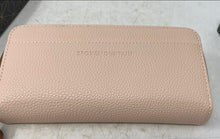 Load image into Gallery viewer, Stone Mountain Womens Peach Brown Pebbled Leather Zip-Around Wallet In Open Box
