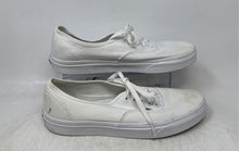 Load image into Gallery viewer, Vans Mens Classic 721356 White Low Top Round Toe Lace-Up Sneakers Shoes Size 10

