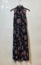 Load image into Gallery viewer, Karl Lagerfeld Womens Black Floral Graphic Print Smocked Fit &amp; Flare Dress No Sz
