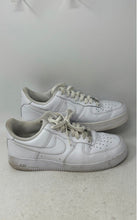Load image into Gallery viewer, Nike Mens Air Force 1 '07 White Low Top Lace-Up Sneaker Shoes Size 9.5
