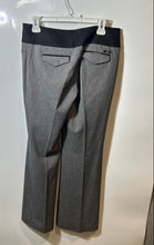 Load image into Gallery viewer, Express Womens Gray Black Flat Front Pockets Editor Dress Pants Size 2R
