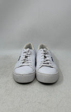 Load image into Gallery viewer, Fila Womens Redmond White Leather Low Top Lace-Up Sneaker Shoes Size 6
