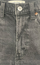 Load image into Gallery viewer, Abercrombie &amp; Fitch Womens Black Denim High-Rise Relaxed Cutoff Shorts Sz 24/00
