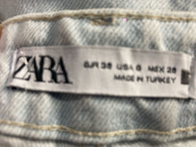 Load image into Gallery viewer, Zara Womens Light Blue Denim Pockets Straight Leg Jeans Size 6

