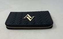 Load image into Gallery viewer, Adrienne Vittadini Womens Black Leather Card Case Quilted Zip-Around Wallet
