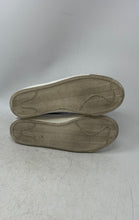 Load image into Gallery viewer, Nike Womens Blazer Mid '77 Vintage White Lace-Up Sneaker Shoes Size 7.5
