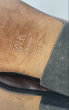 Load image into Gallery viewer, Zara Unisex Kids Brown Leather Square Toe Ankle Zip Chelsea Boots Size EUR 31
