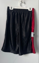 Load image into Gallery viewer, Nike Boys Black Elastic Waist Pull-On Activewear Basketball Shorts Size L
