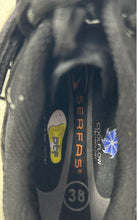 Load image into Gallery viewer, Serfas Womens Black Trax 2 Bolt Adjustable Strap Mountain Cycling Shoes Size 7
