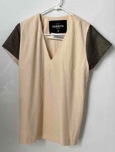 Load image into Gallery viewer, Giulietta New York Womens Beige Green Short Sleeve V-Neck Blouse Top Size 46
