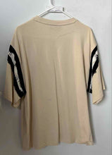 Load image into Gallery viewer, Smoke Rise Mens Beige Graphic Print Victory Flocking Short Sleeve T-Shirt Size M
