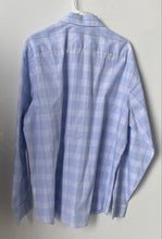 Load image into Gallery viewer, Van Heusen Mens Blue And White Plaid Long Sleeve Dress Shirt Size XL 17-17.5
